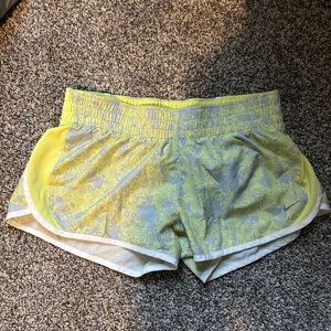 Size M Nike Workout Shorts